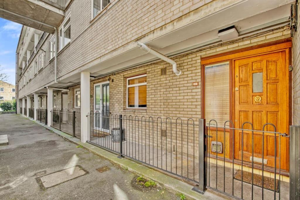 Lovely 3-Bed Clapham Common London Exterior photo