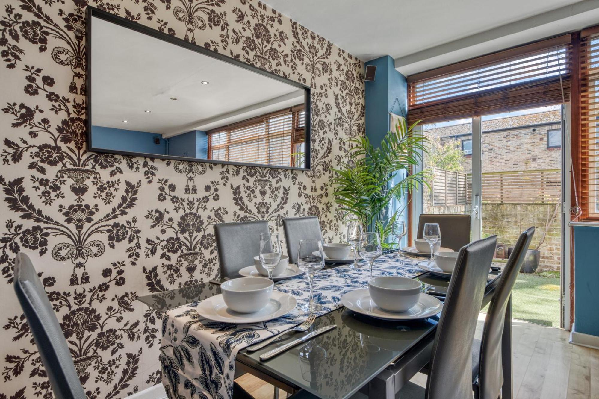 Lovely 3-Bed Clapham Common London Exterior photo