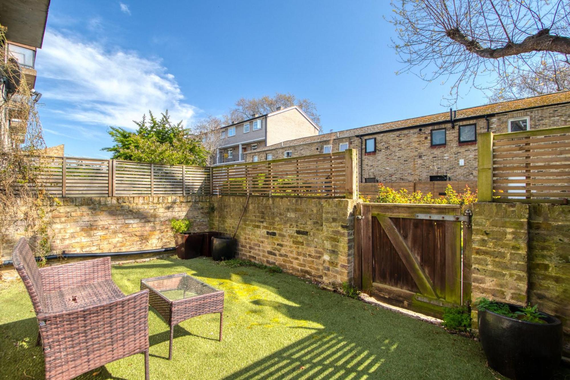 Lovely 3-Bed Clapham Common London Exterior photo